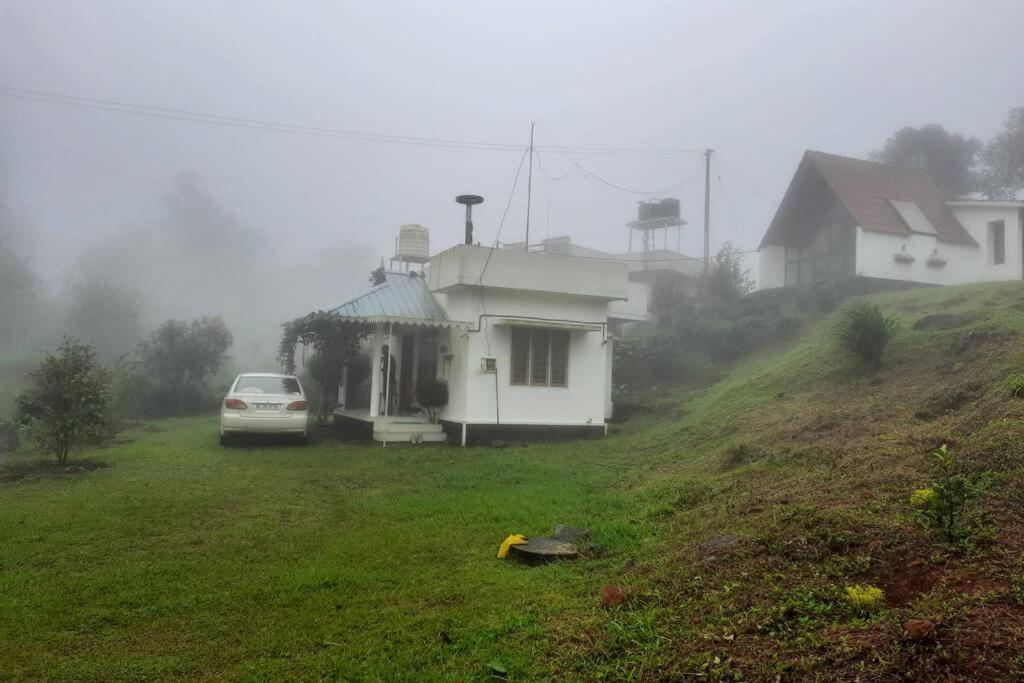 Farmstay In ചില്ലുകൂടാരം At Les Domki Et Al. Vagamon Eksteriør bilde
